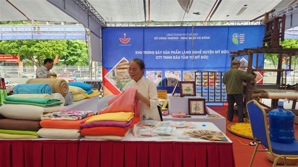 Liên kết hợp tác sản xuất và tiêu dùng bền vững trong chuỗi ngành dệt may – thời trang năm 2023